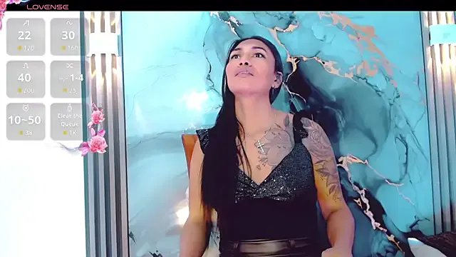 khiara_moretti on StripChat