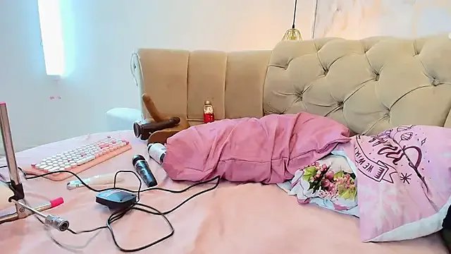 khloeblake on StripChat