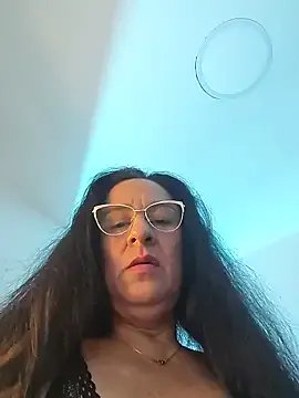 KiaraFoster on StripChat