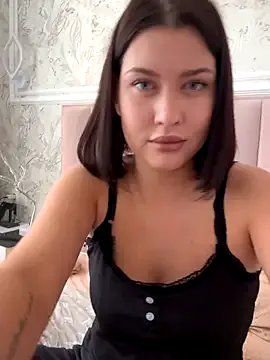 KikiWatson on StripChat