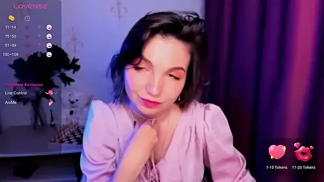 KindHazelHere_ on StripChat