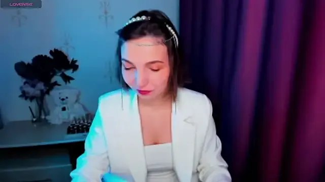 KindHazelHere_ on StripChat