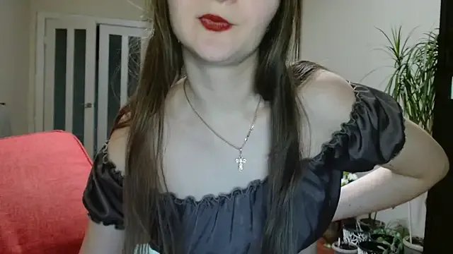 KiraGoldens on StripChat