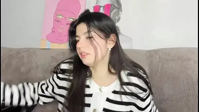 KisaModel on StripChat