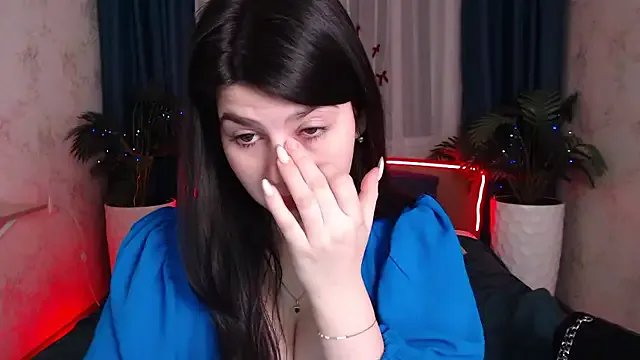 KisaModel on StripChat