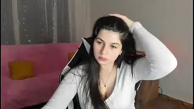 KisaModel on StripChat