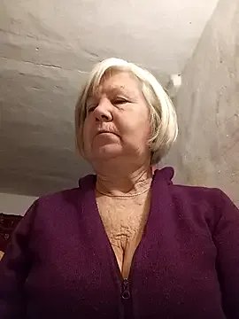 KlaudiaDarling — f on sc