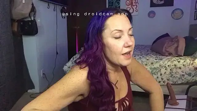 kristallic on StripChat