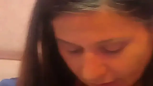 Kylie_Bloom on StripChat