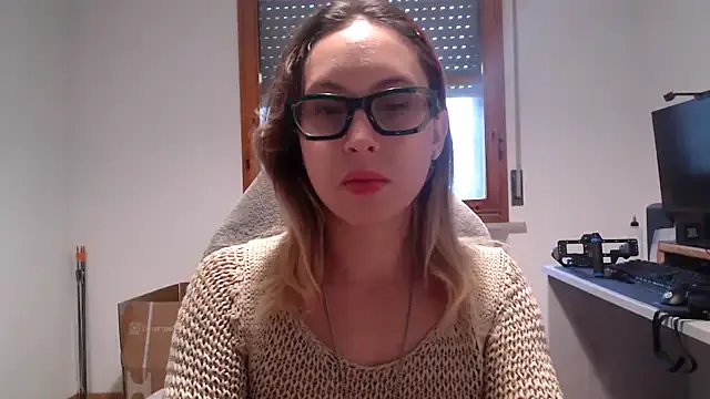 L_Sofia on StripChat