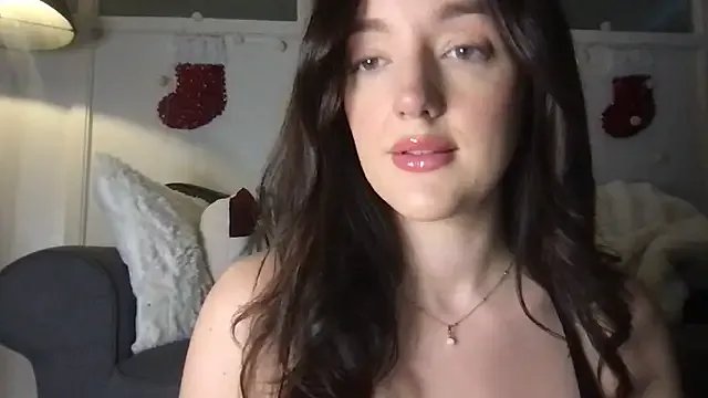 laceyjames24 on StripChat