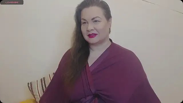 Lady_Adrianna — Freechat on StripChat