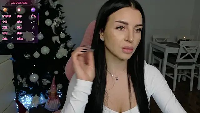 Lady_charm__ on StripChat