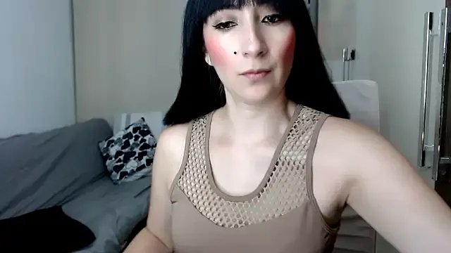 Laura-pervert on StripChat