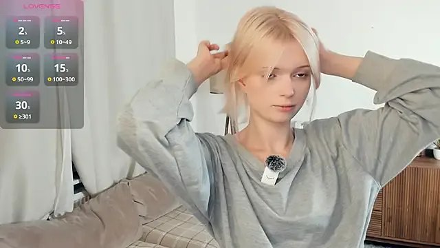 LaureMestler on StripChat