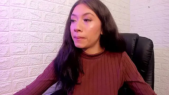 LaurynShell — masturbate in public