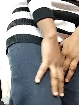 Laxmi_89 on StripChat