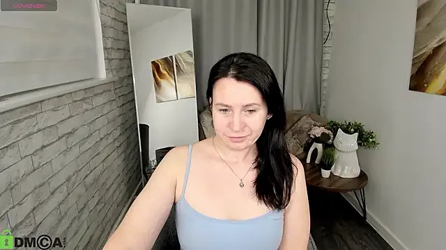 Lea_shadom on StripChat