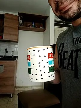 LEIRIS_Y_FRED_01 on StripChat