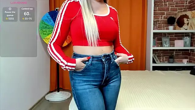 LesyaTouch on StripChat