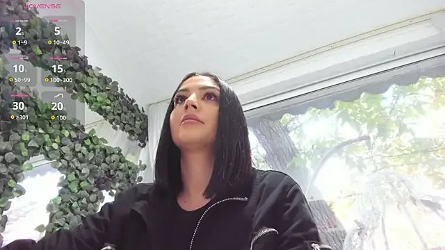 Lexi_Storm on StripChat