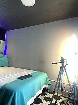 Liaevans__ on StripChat