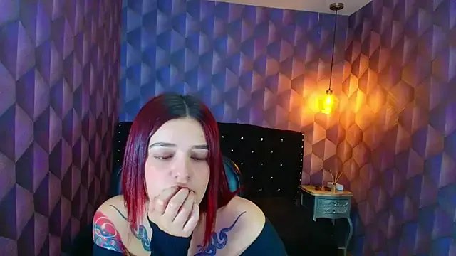 LiaHarryis on StripChat