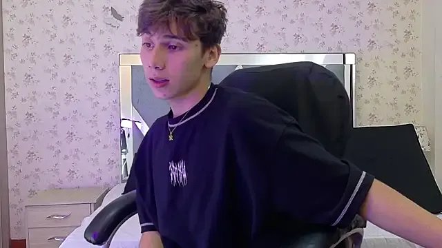 Liam_Noxx on StripChat