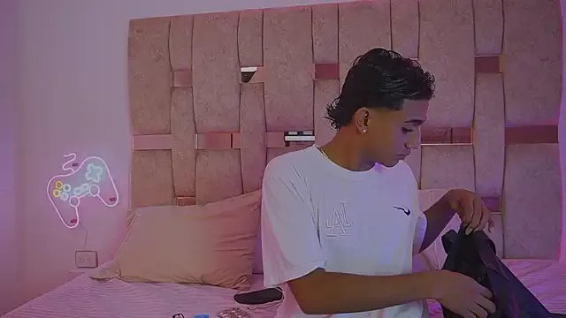 LiamJaxon — Play with my cock + cum Show