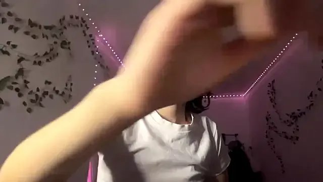 LilithFlamey on StripChat