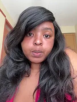 Linah___ on StripChat