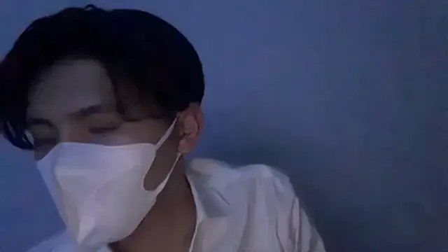 Lio_kun on StripChat