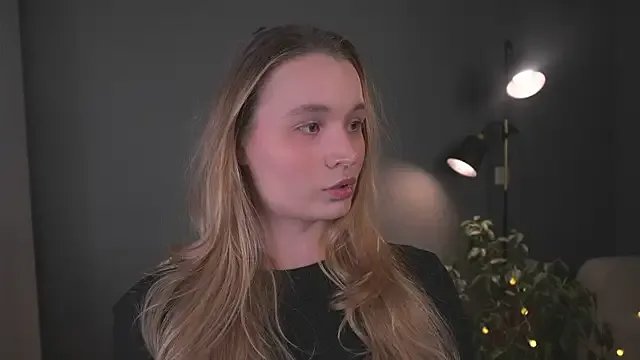 lisa_schiele on StripChat