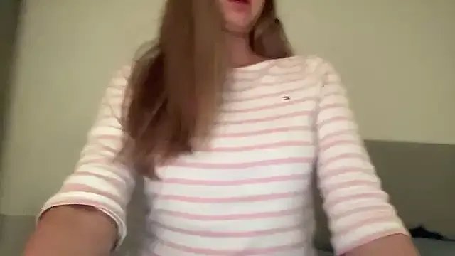 LisaFlower on StripChat