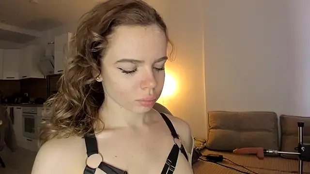 lit_asella on StripChat