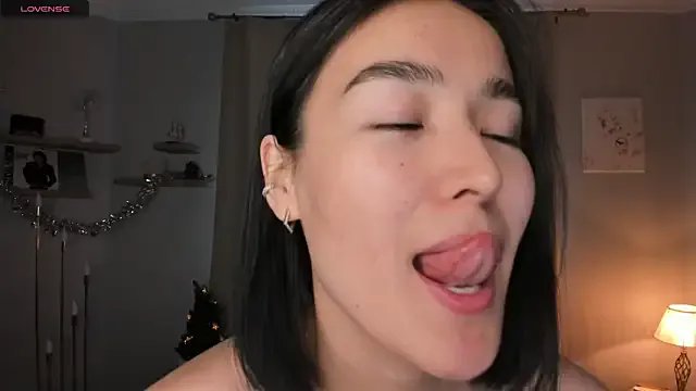 Lova_Rane on StripChat