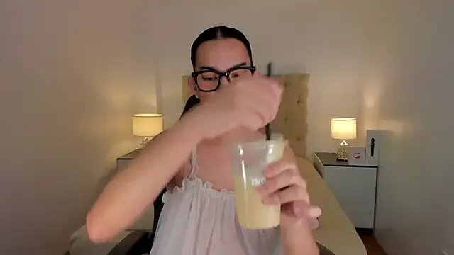 lovableXnaughty_lily on StripChat