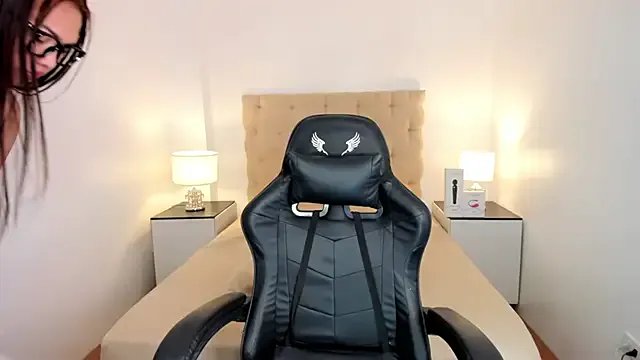 lovableXnaughty_lily on StripChat