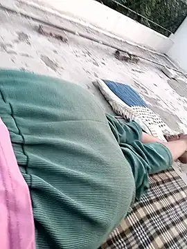 lovely_simran on StripChat