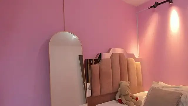 LoveQueen2 on StripChat