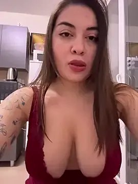 Lovynna on StripChat