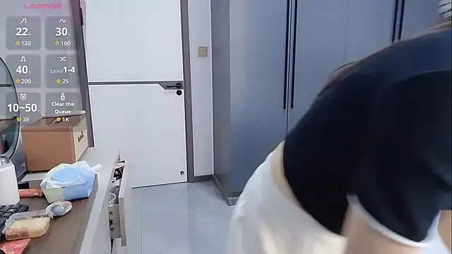 luckckcj on StripChat