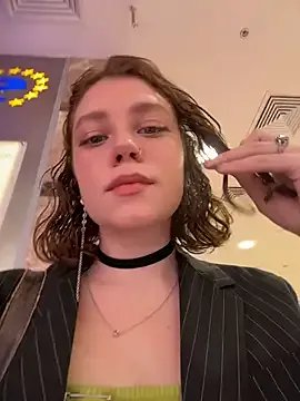 lucy-joy on StripChat