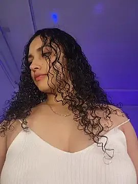 Lucy_Marin on StripChat