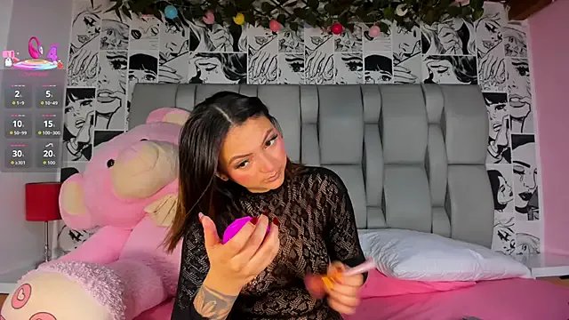 LucyRosse on StripChat