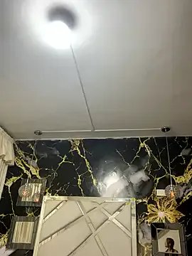 Luna_star3 on StripChat