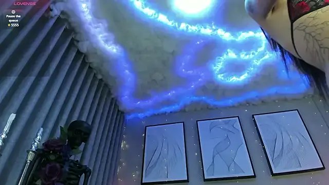 Luna_Xavi — Spread asshole