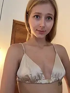 LunaRase — Take off your skirt