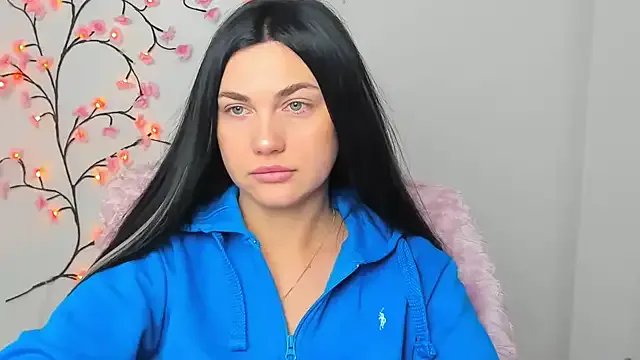 Lune_Moon on StripChat