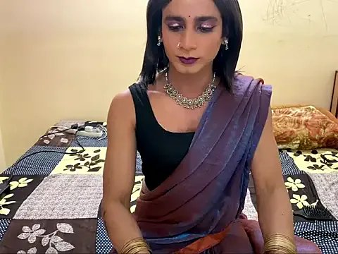 LuvLayla on StripChat